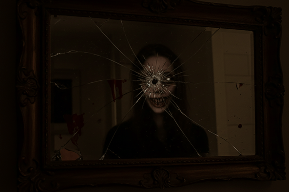 Haunted Mirror Horror Background: Unleash Gothic Atmosphere